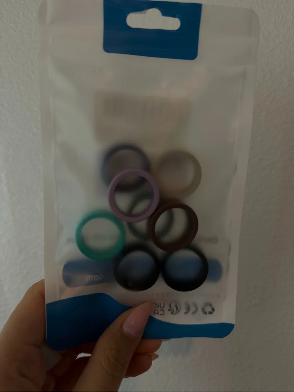ŌURA Ring 4  - Silver Ring (Size 8)
